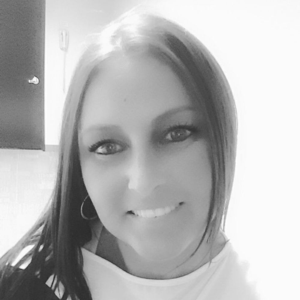 Meet your Posher, Kelli